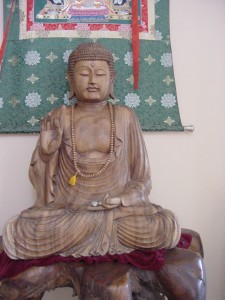 Gotama Buddha found bliss by letting go,  not holding on to thuughts.